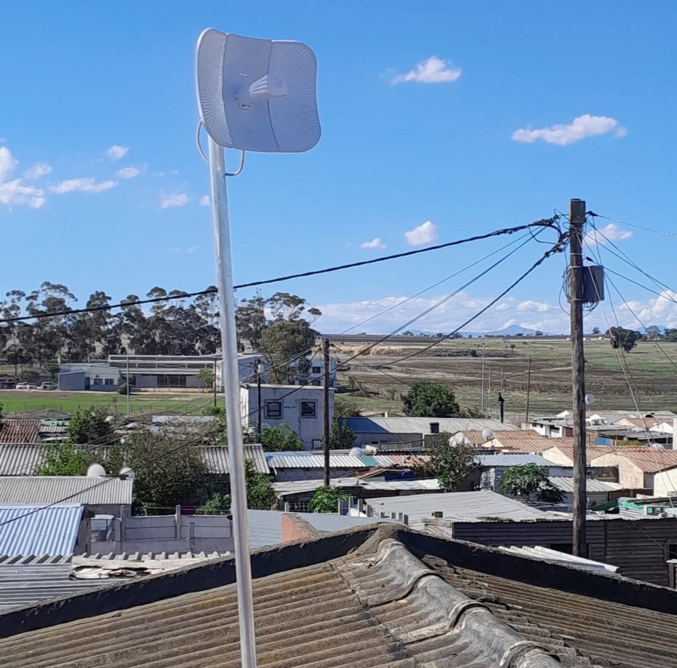 Intellinet team installing wireless internet